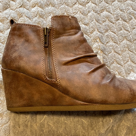 MAURICES. Women’s shoes. - Picture 4 of 7